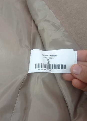 Trendyol marka kadın palto - Görsel 9