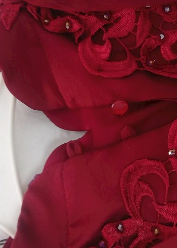 Bordo Uzun Abiye Elbise ve şalı ile - Görsel 4