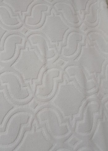 6 MT Beyaz  kabartma desenli halı Örtüsü - Görsel 3