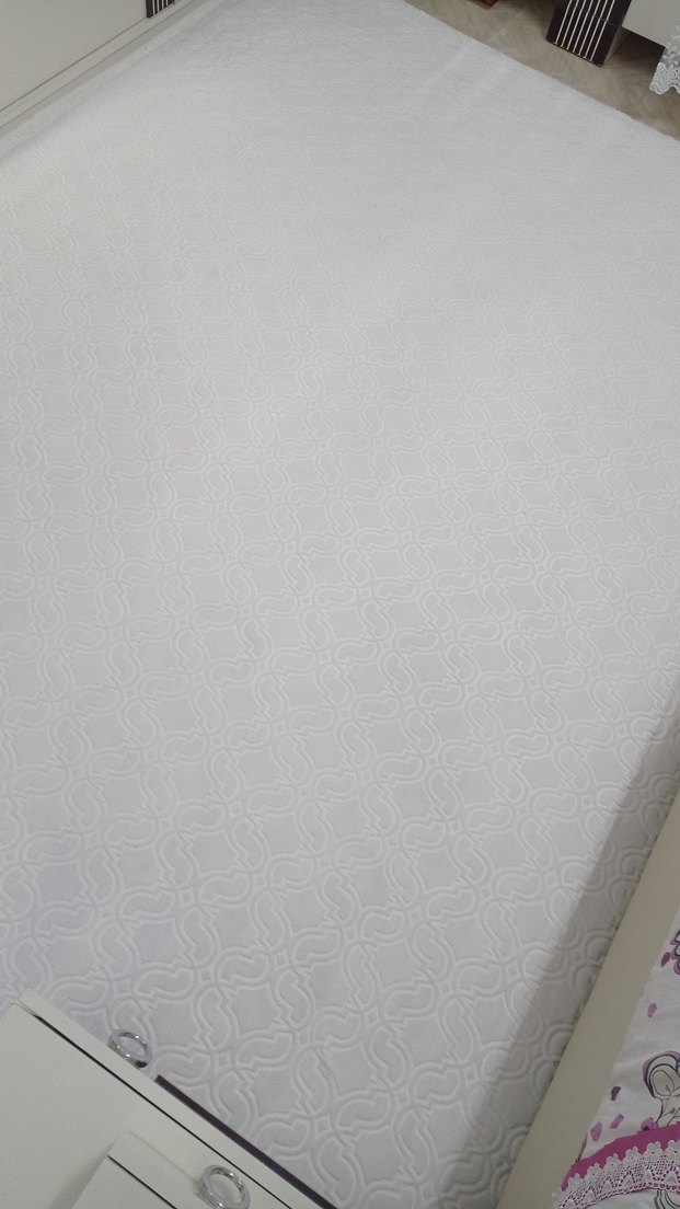 6 MT Beyaz  kabartma desenli halı Örtüsü - Görsel 5