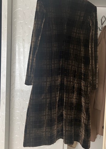 Düğmeli Uzun Siyah Gotik kadife Kadın Kaban - Görsel 3