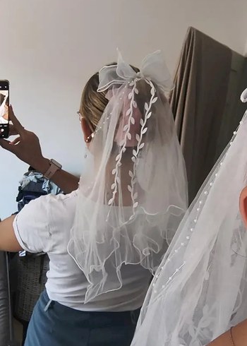 Fiyonklu Beyaz  Duvak - Görsel 3