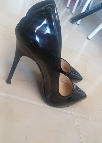 Parlak Siyah Yılan Desenli Stiletto Topuklu - Görsel 4