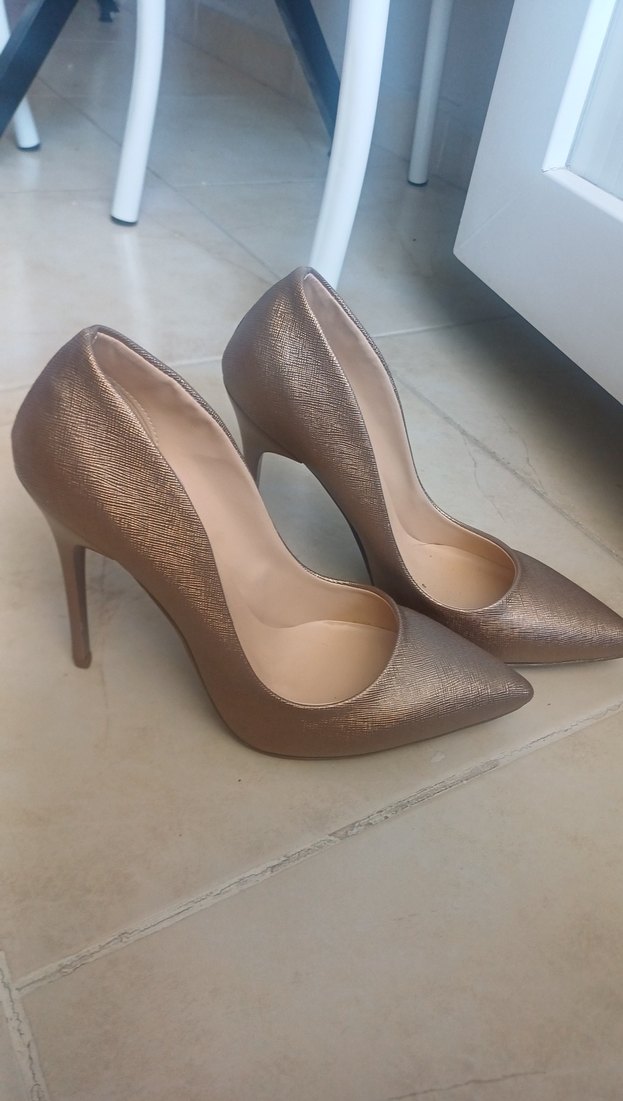 Bej Deri Stiletto Yılan Desenli Kadın Ayakkabı - Görsel 4