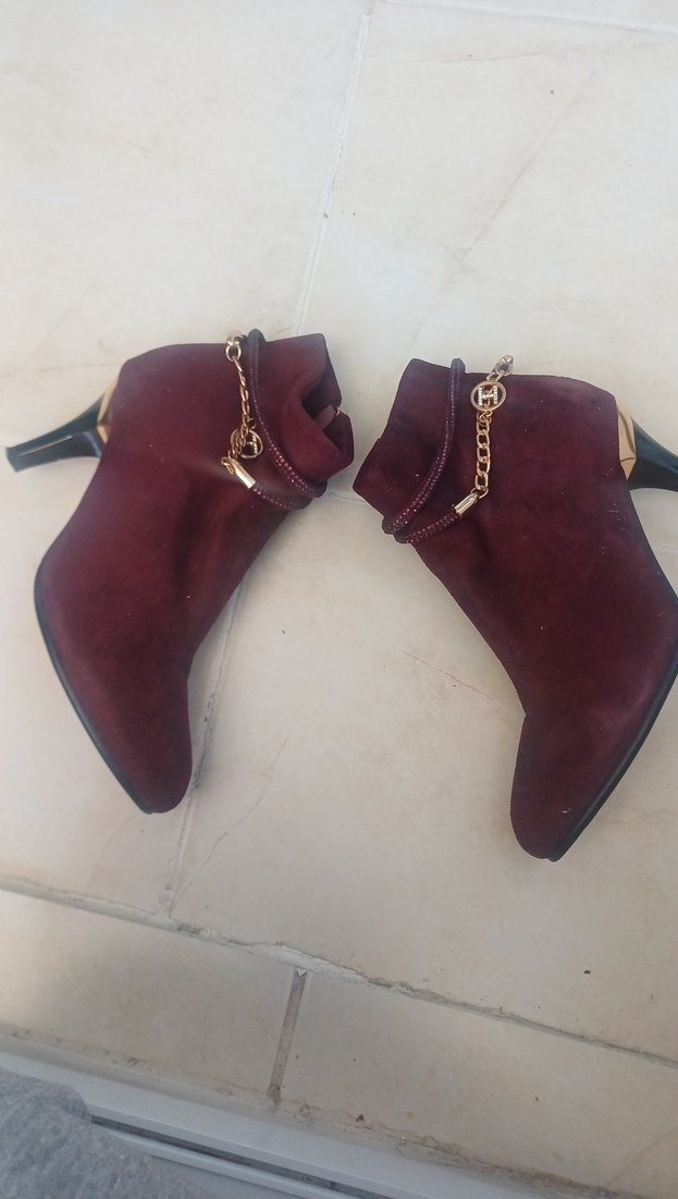 Bordo Zincir Detaylı Süet Stiletto Bot - Görsel 5