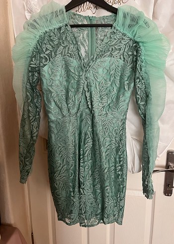 Raisa&Vanessa X Trendyol Dantel Detaylı V Yaka Uzun Kollu Elbise - Görsel 2