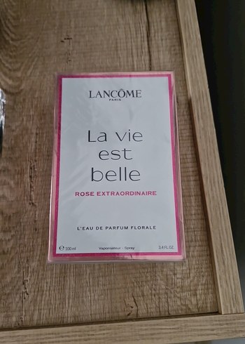Lancome Lancôme La Vie Est Belle Rose Kadın Parfümü