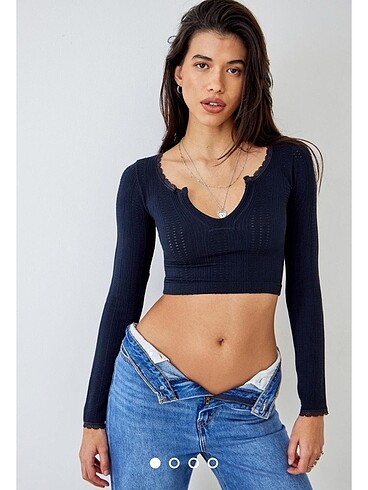 Urban Outfitters Yeni sezon urban Outfitters Crop