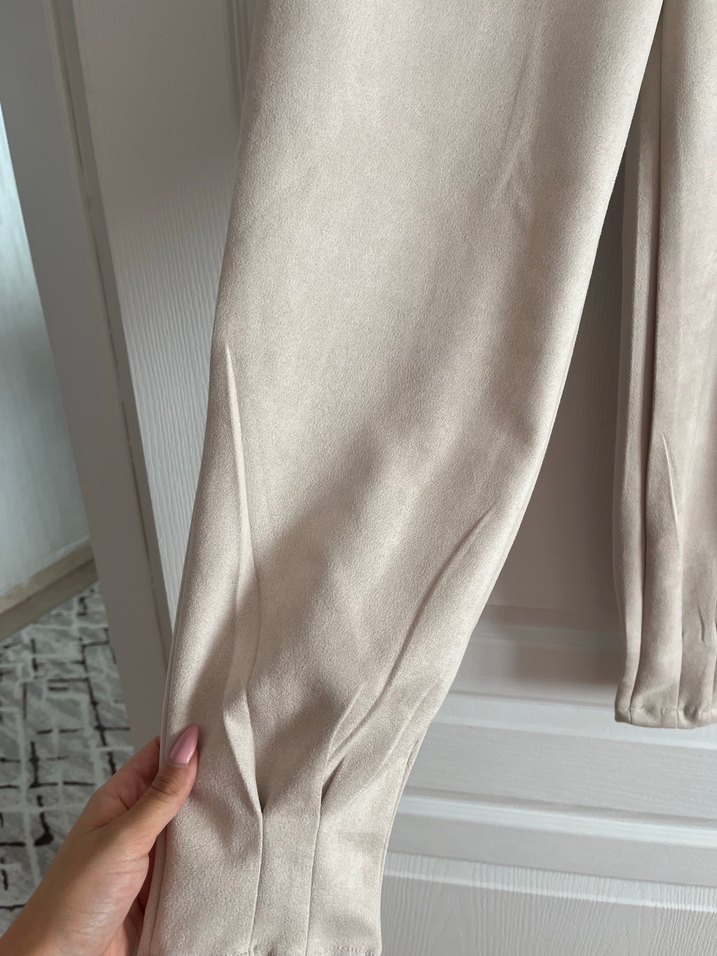 Bej Kadın Süet Rahat Kesim Eşofman Altı - Görsel 2