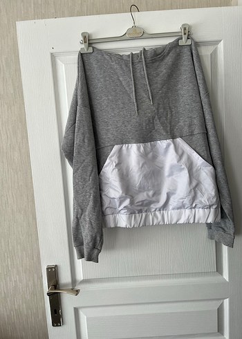 Gri Kapüşonlu Kadın Sweatshirt - Görsel 3