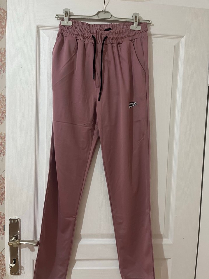 Pembe Rahat Kesim Midi Eşofman Altı - Görsel 2