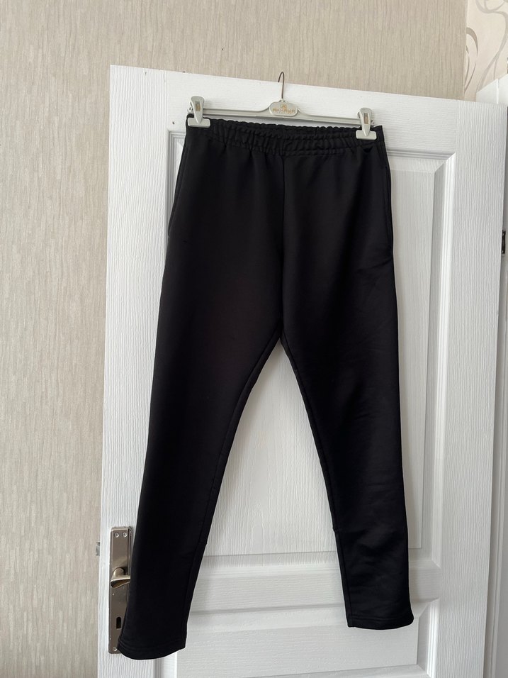 Siyah Kadın Midi Kumaş Spor Pantolon - Görsel 2