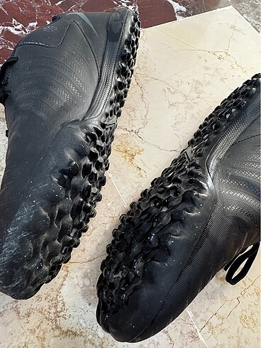 37 Beden siyah Renk Nike futbol ayakkabısı, futsal