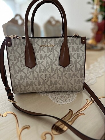 michael kors zara Askılı Kol çantası