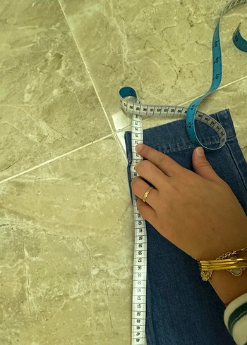 Denim kemerli tulum - Görsel 6