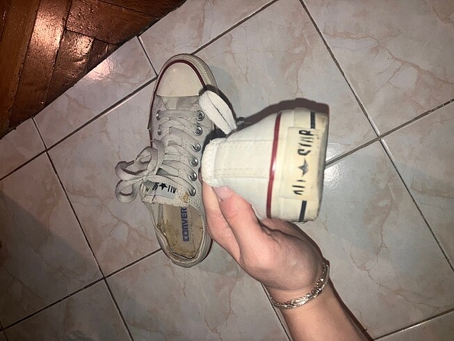 37 Beden beyaz Renk Beyaz 37 numara orijinal converse