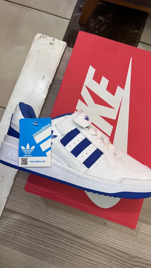 Adidas Beyaz Mavi Retro Spor Ayakkabı — görsel 2/4