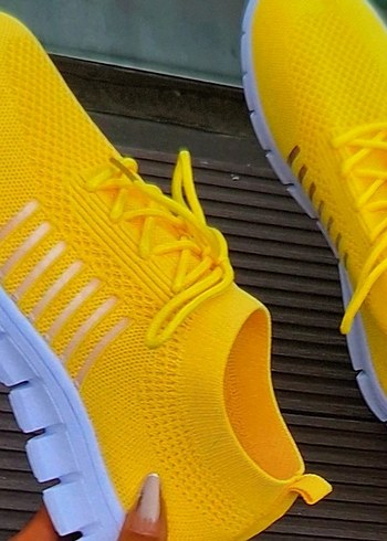 37 Beden Renkli Örgü Stiletto Topuklu Sarı Spor Ayakkabı