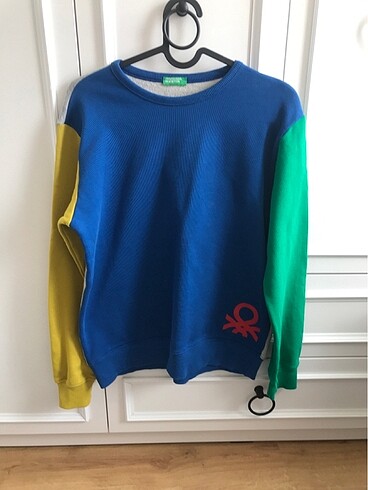 Benetton sweet