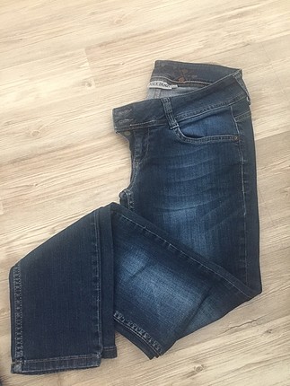 Kot jean