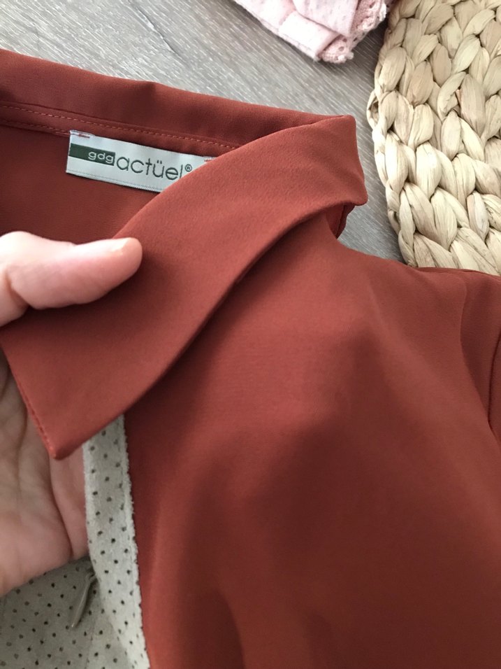 Kahverengi Kadın Tişört - Görsel 4