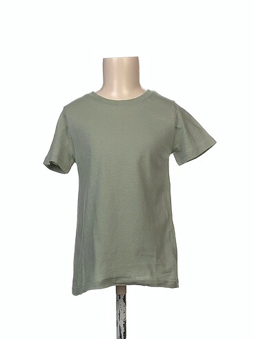 H&M T-shirt %70 İndirimli.
