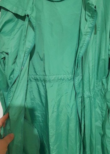 Yeşil Midi Kadın Yağmurluk - Görsel 3