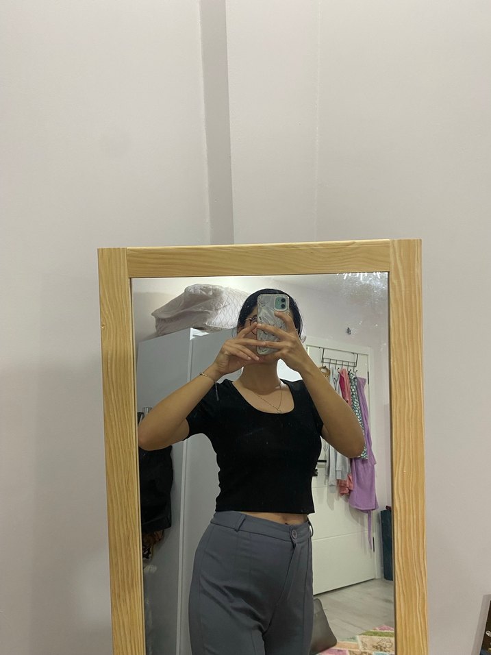 siyah crop top - Görsel 2