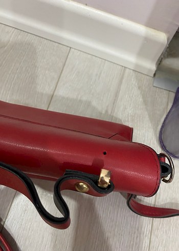 kırmızı çanta - Görsel 2