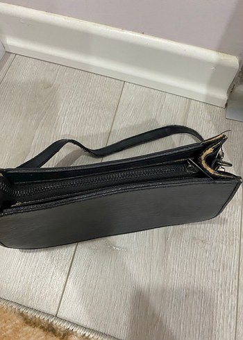 siyah kol çantası - Görsel 2