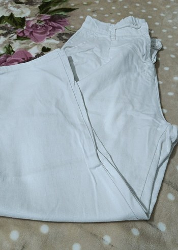 Kadın Beyaz Mini Pamuklu Bol Kesim Pantolon - Görsel 2