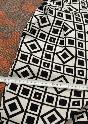 Kadın Beyaz Siyah Desenli Uzun Tulum - Görsel 9
