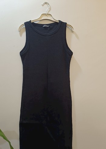 Siyah, yuvarlak Yakalı, Uzun, Kolsuz Elbise - Görsel 2