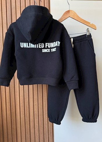 Siyah Kapüşonlu erkek Çocuk Eşofman Takımı - Görsel 4