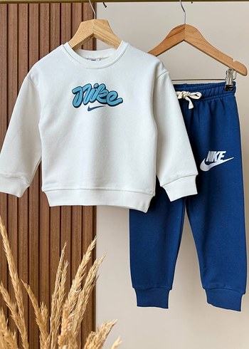 Nike Erkek Çocuk Beyaz Sweatshirt ve Eşofman Altı - Görsel 4