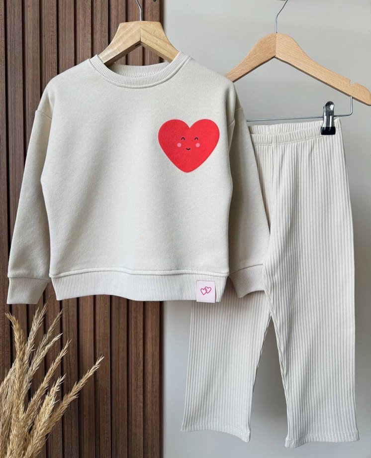 Kız Çocuk Pembe Bol Kesim Sweatshirt ve Pantolon Takımı - Görsel 3