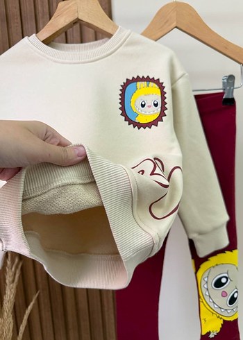 Labubu baskılı kız çocuk takım - Görsel 3