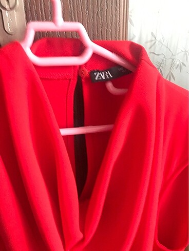 m Beden kırmızı Renk Zara kırmızı elbise
