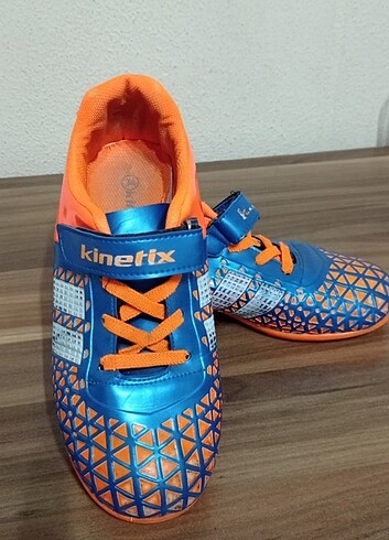 34 Beden turuncu Renk 34 no orijinal Kinetix ayakkabı sorunsuz 
