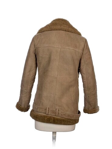 m Beden Stradivarius Mont %70 İndirimli.