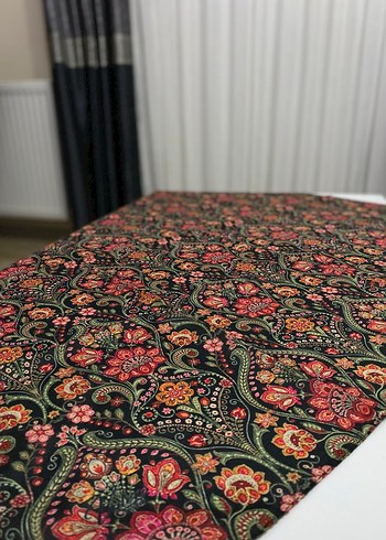 Çiçek Desenli eşarp - Görsel 2