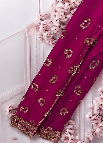 Özel dikim ipek elbise - Görsel 7