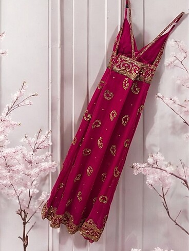 Özel dikim ipek elbise - Görsel 5