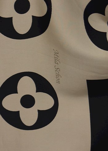 Desenli eşarp - Görsel 5