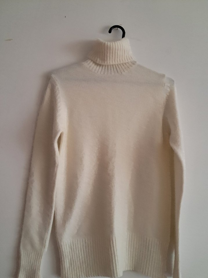 zara Beyaz Kadın Boğazlı Yün Kazak - Görsel 2