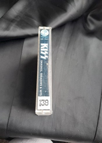 KISS - Smashes, Thrashes & Hits Kaset - Görsel 3