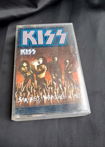KISS - Smashes, Thrashes & Hits Kaset - Görsel 4
