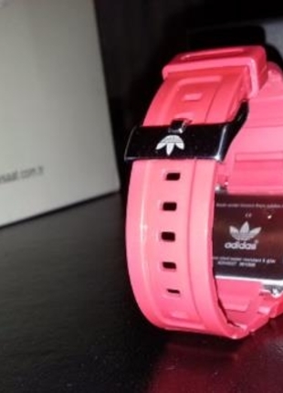 Adidas Muhteşem spor saat