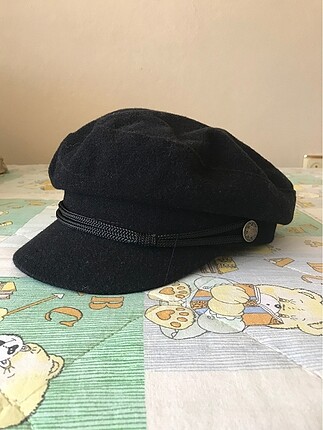 Siyah denizci şapkası