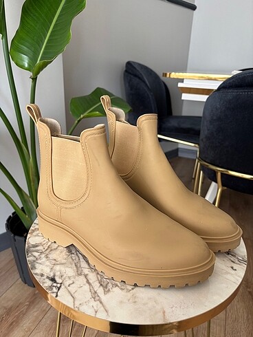38 Beden Zara bot